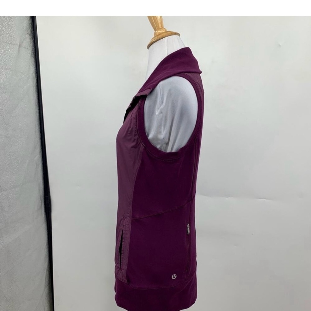 lululemon athletica Plum Purple Sleeveless Zip Vest - Picture 4 of 11